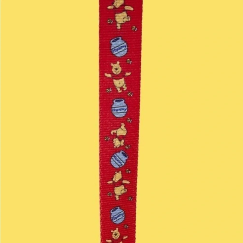 Loungefly Disney Winnie The Pooh Pet Bag & Matching Loungefly Leash Size SMALL